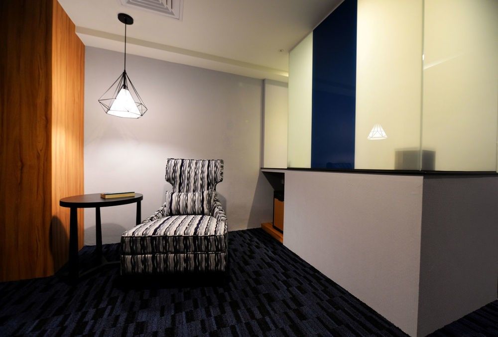 Bamboo Hotel Kaohsiung Dış mekan fotoğraf