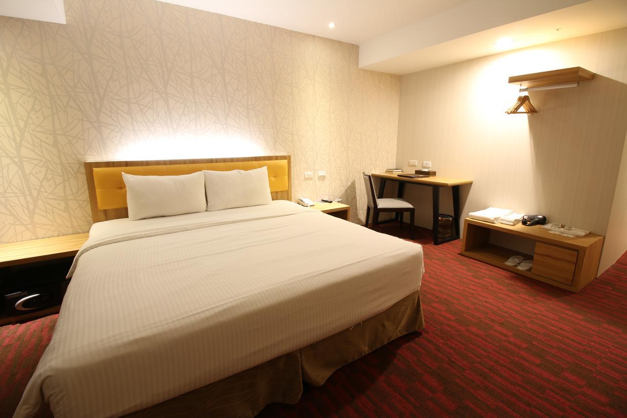 Bamboo Hotel Kaohsiung Dış mekan fotoğraf