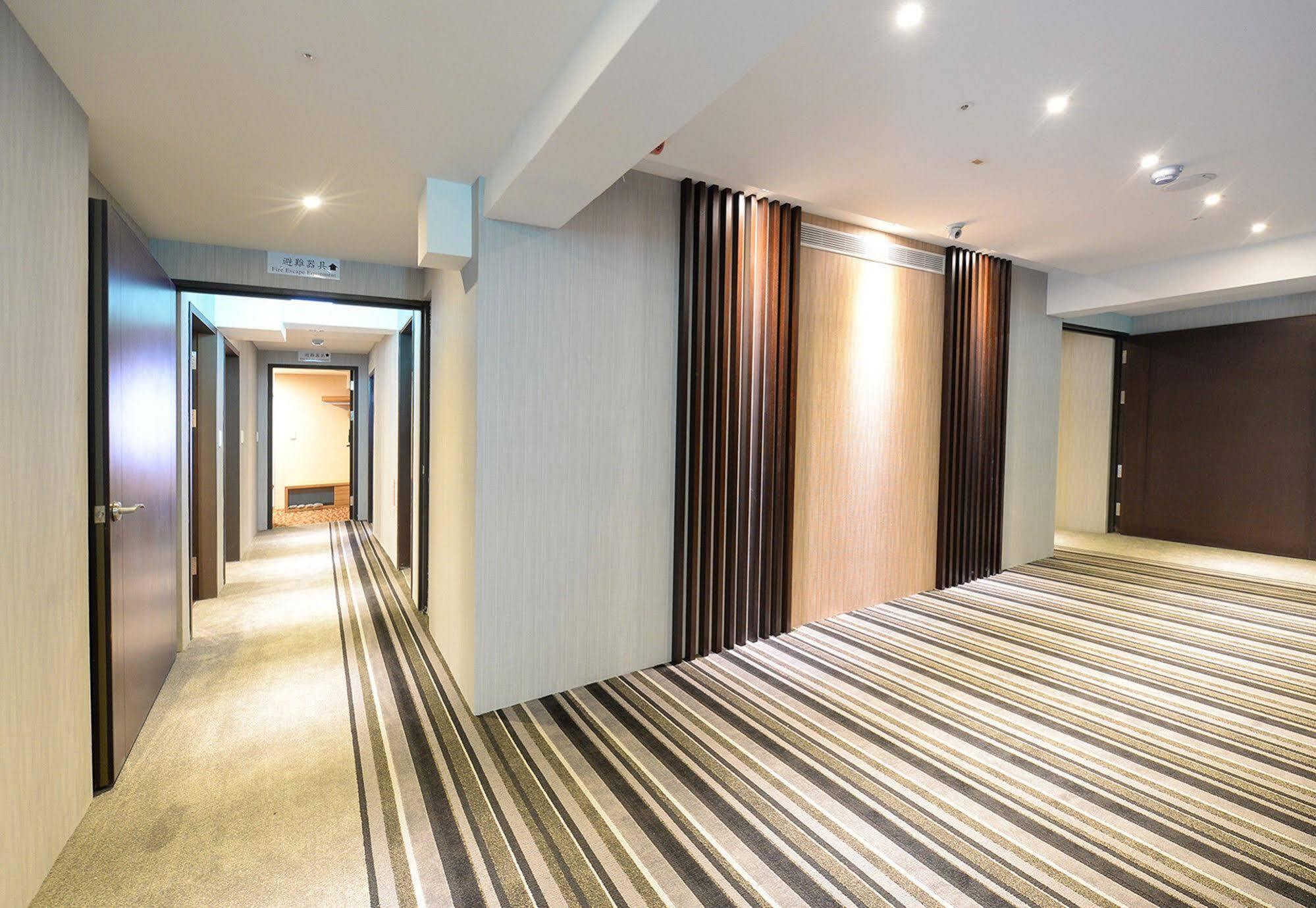 Bamboo Hotel Kaohsiung Dış mekan fotoğraf
