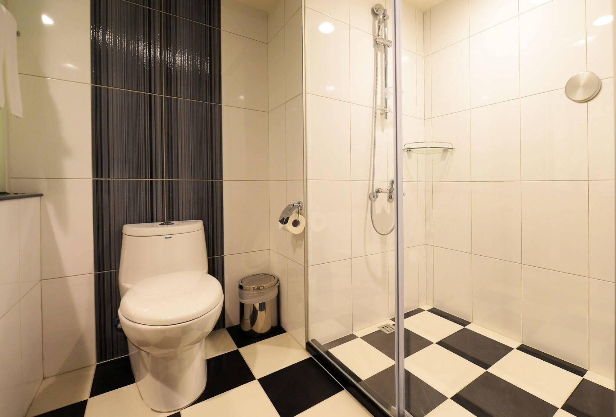 Bamboo Hotel Kaohsiung Dış mekan fotoğraf