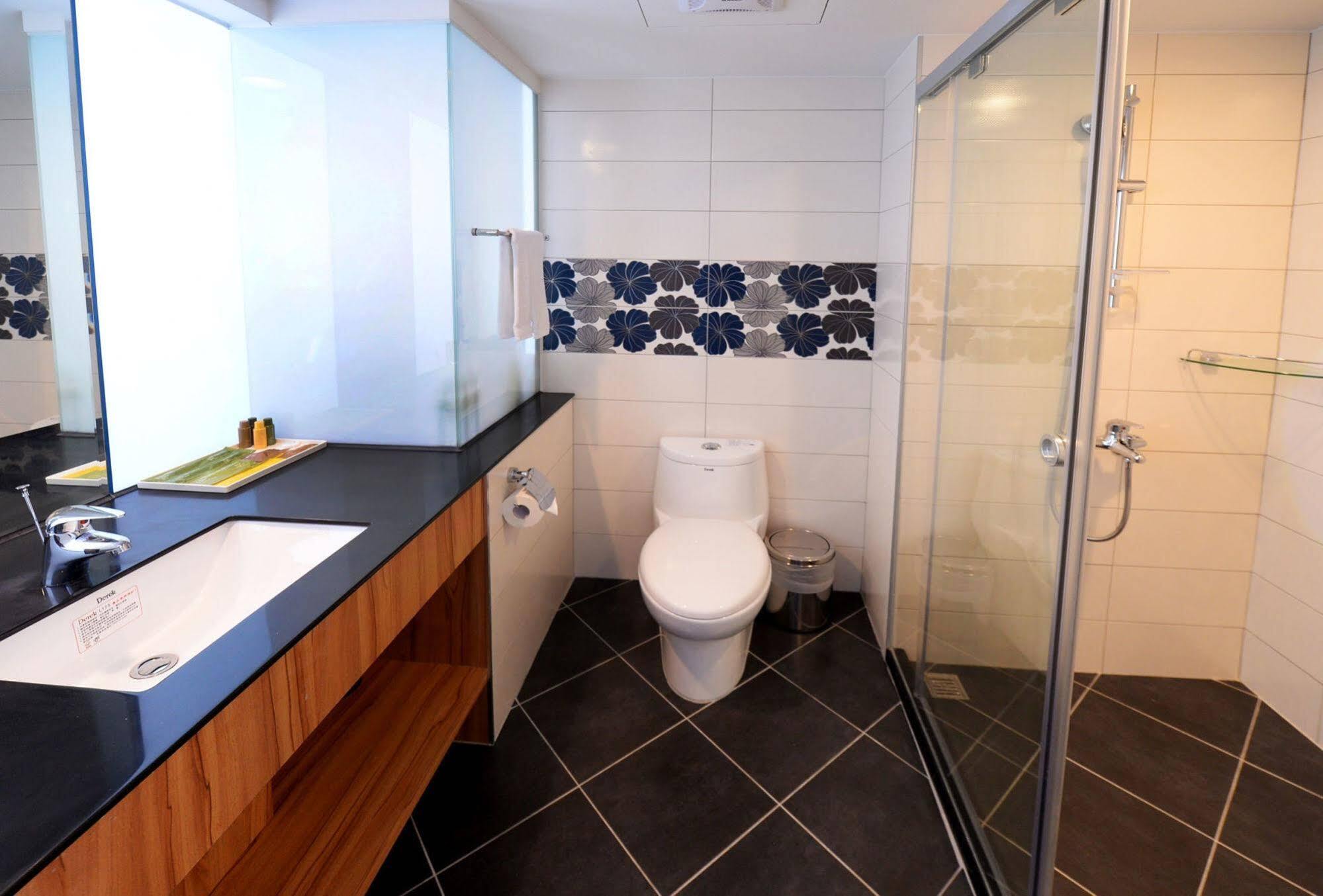 Bamboo Hotel Kaohsiung Dış mekan fotoğraf